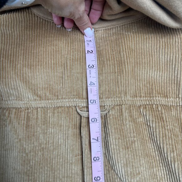 American Eagle Cropped Corduroy Button-Up Shirt Jacket Womens Size Medium Preppy - Picture 8 of 13